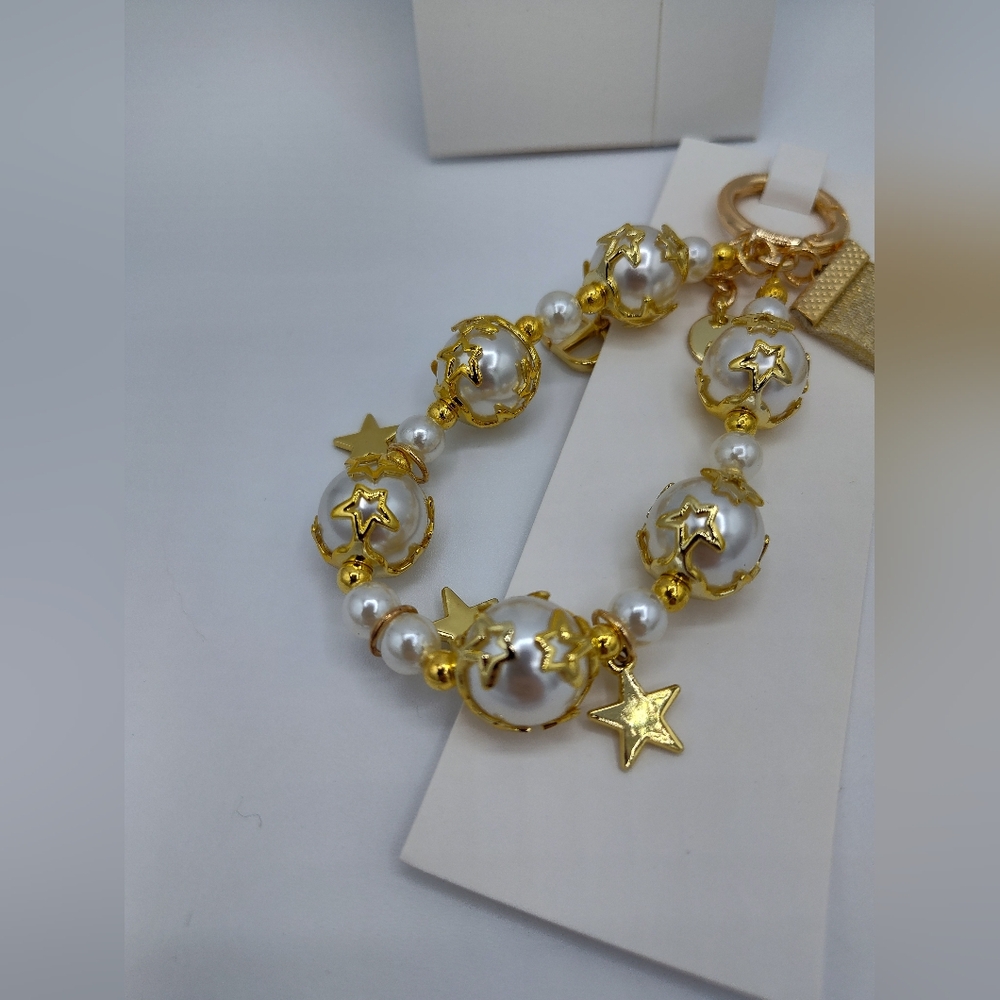 DIOR Star Charm Pearl Keychain | Beauté VIP Gift 2025 NIB Gold Pearl - Picture 3 of 5
